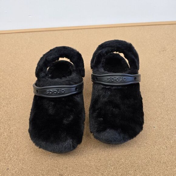 Crocs Clog Women's 7 Black Classic Fur Sure Shearling Fur Lined Slip-On (S2) - Picture 2 of 9